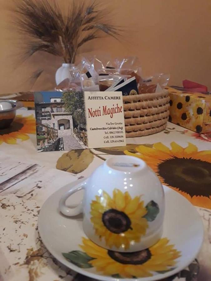Bed and Breakfast Notti Magiche Castelvecchio Calvisio Exterior foto